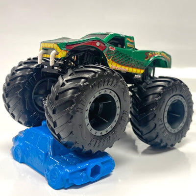 1:64 Scale Green SNAKE BITE Hot Wheels Die-Cat Toy